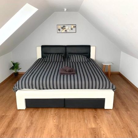 Loft Evasion , Parking Gratuit , 5 Min Auxerre Monéteau Exterior photo