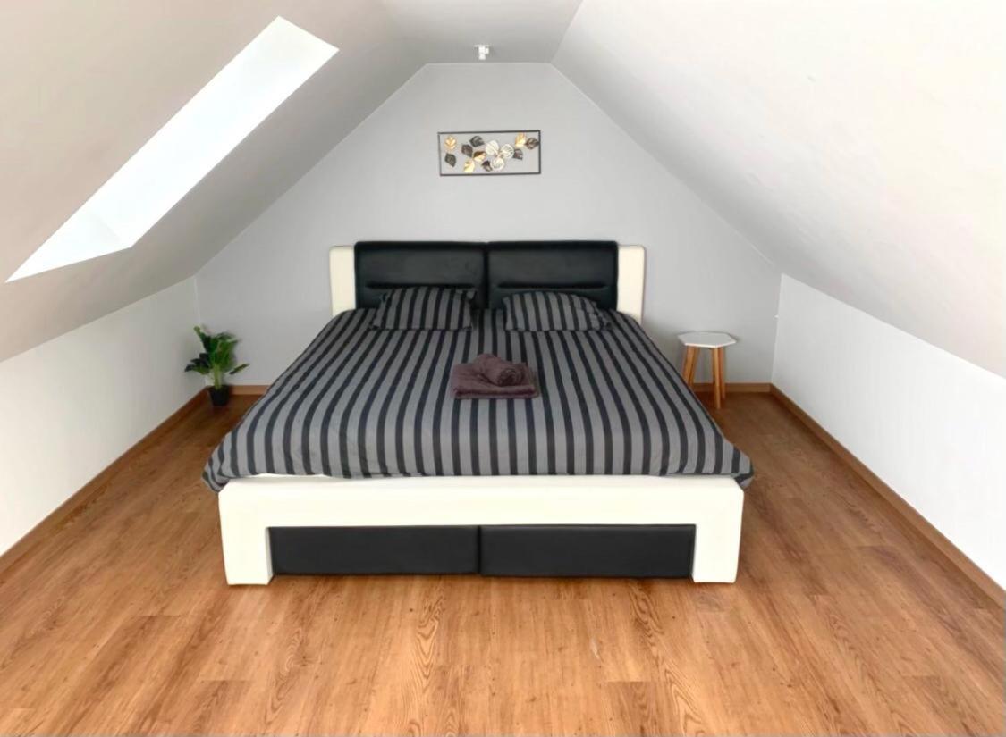 Loft Evasion , Parking Gratuit , 5 Min Auxerre Monéteau Exterior photo